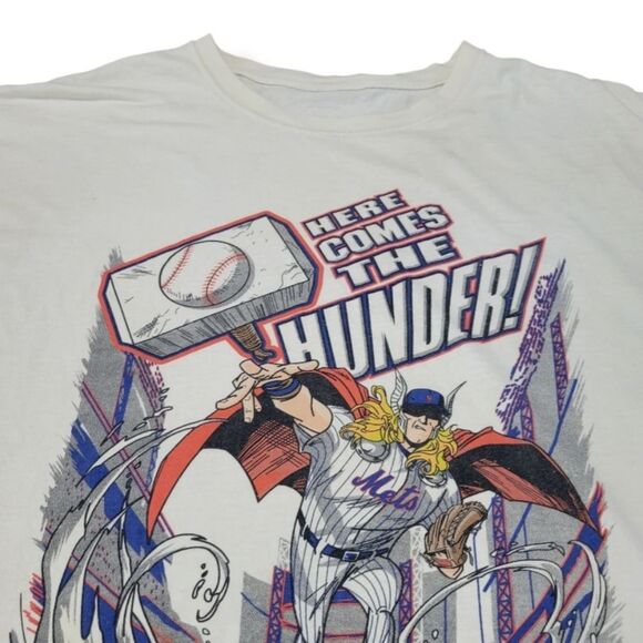 Marvel Thor Shirt Size Medium MLB New York Mets Graphic Tee Grungy Grunge Stains - Picture 3 of 12
